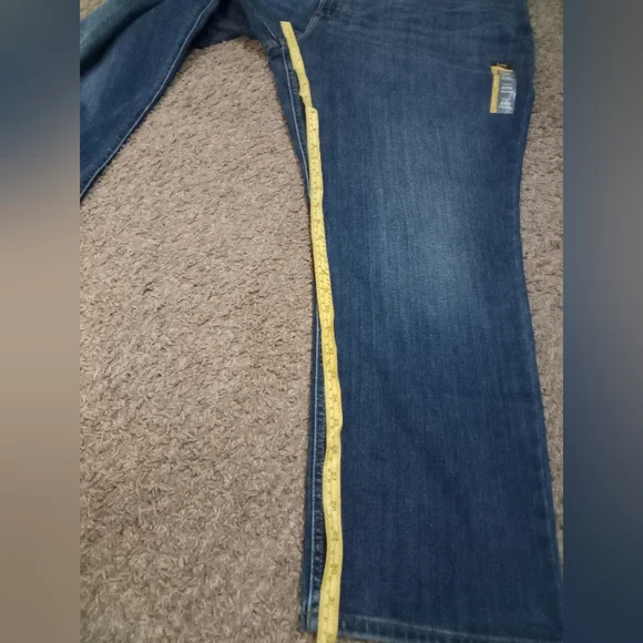 WOMEN PLUS SIZE JEANS SIZE 22W MEDIUM - Picture 5 of 13